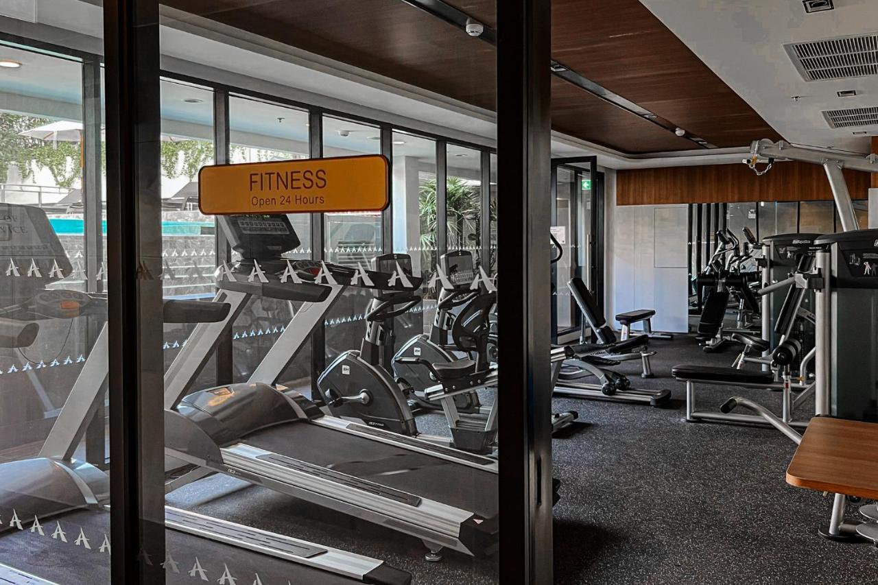 Amanta Hotel & Residence Sathorn Bangkok Exterior photo