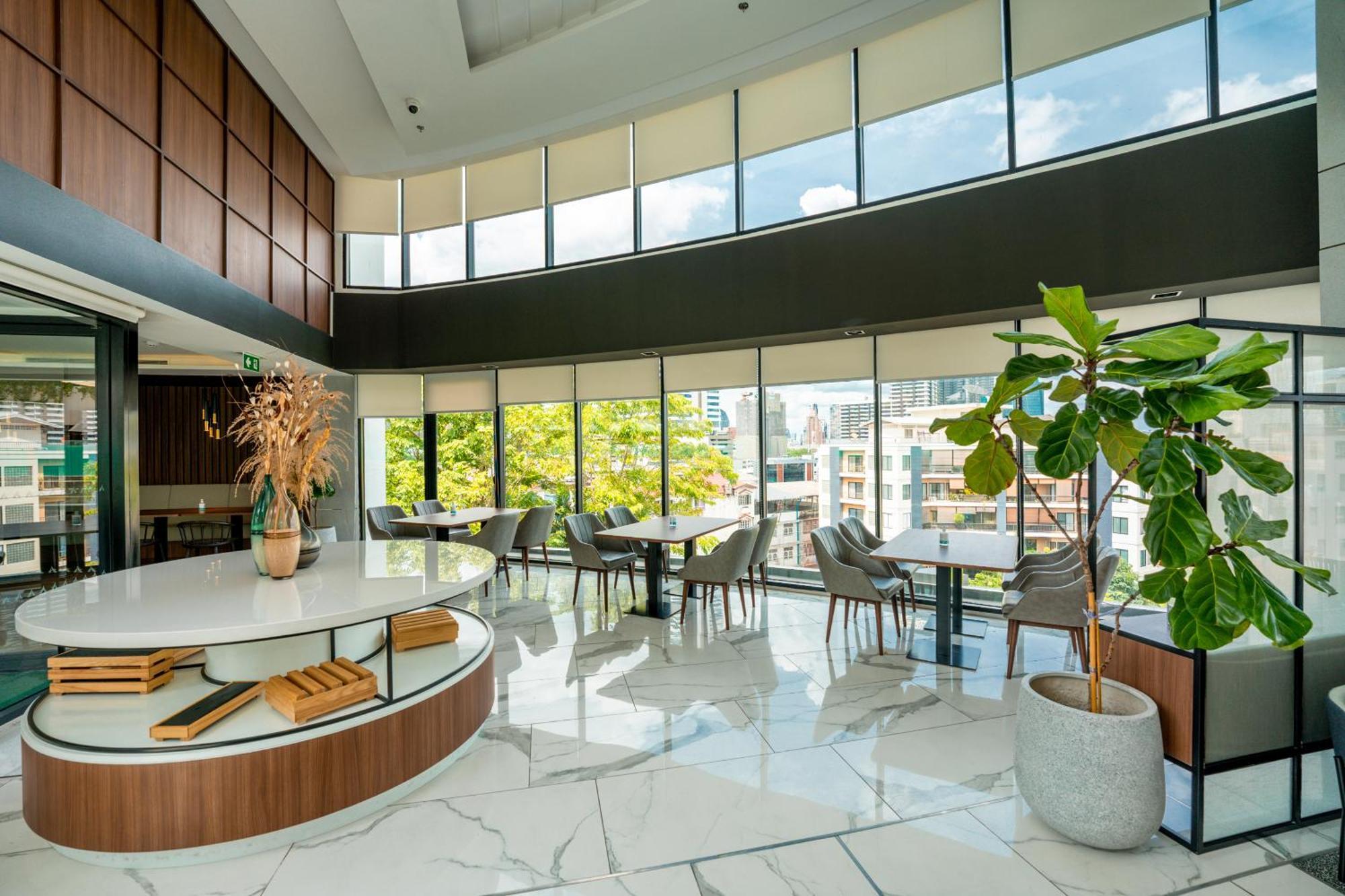 Amanta Hotel & Residence Sathorn Bangkok Exterior photo