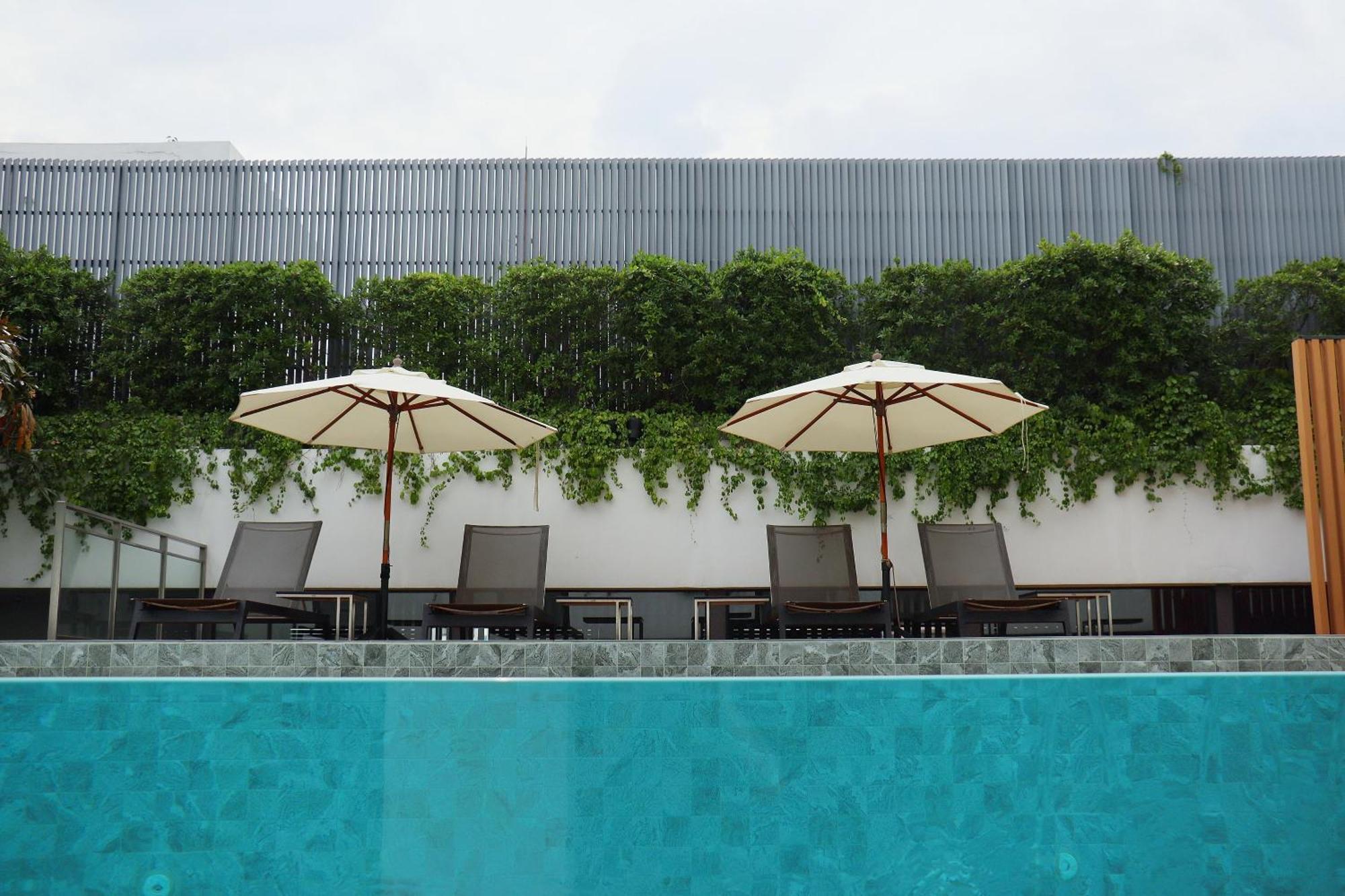 Amanta Hotel & Residence Sathorn Bangkok Exterior photo